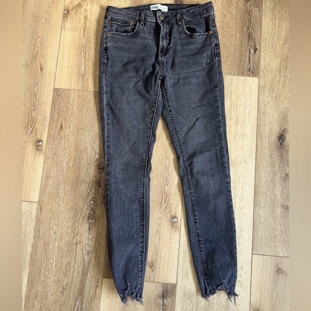 Zara Black Jeans Size 8